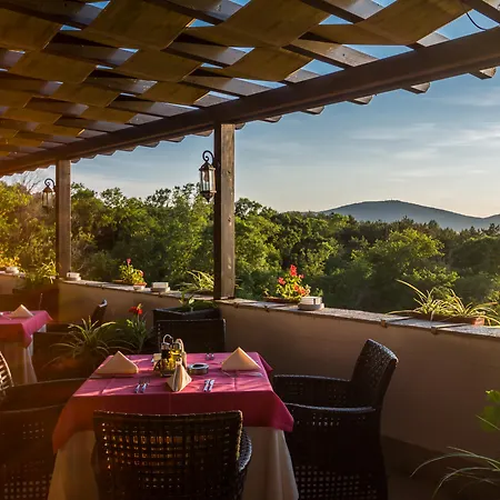 Santa Marina Village 4* Σωζόπολη