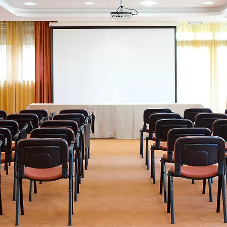 Santa Marina Village 4*