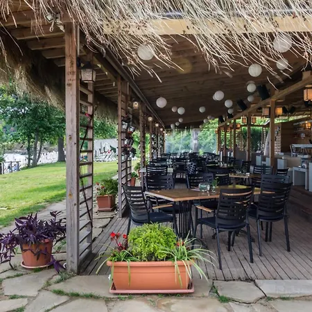 Santa Marina Village