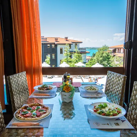 Santa Marina Village Σωζόπολη