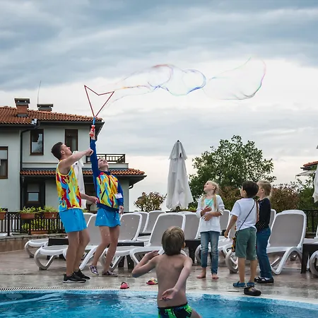 Santa Marina Village