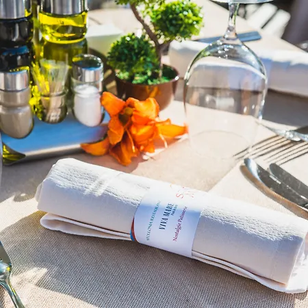 Santa Marina Village Θέρετρο