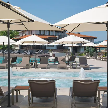 Θέρετρο Santa Marina Village 4*