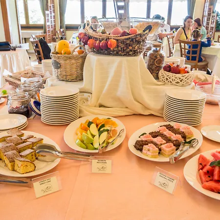 Santa Marina Village Resort