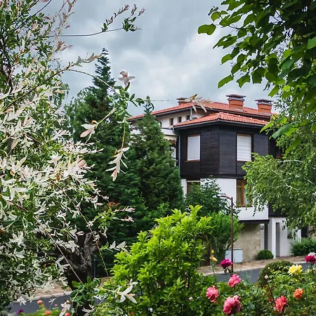 Santa Marina Village Resort 4*