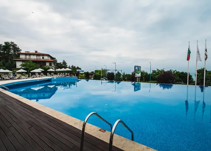 Santa Marina Village 4*