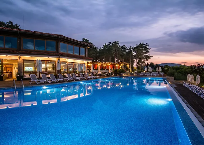 Santa Marina Village