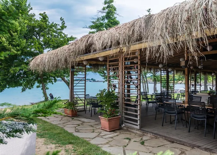 Santa Marina Village