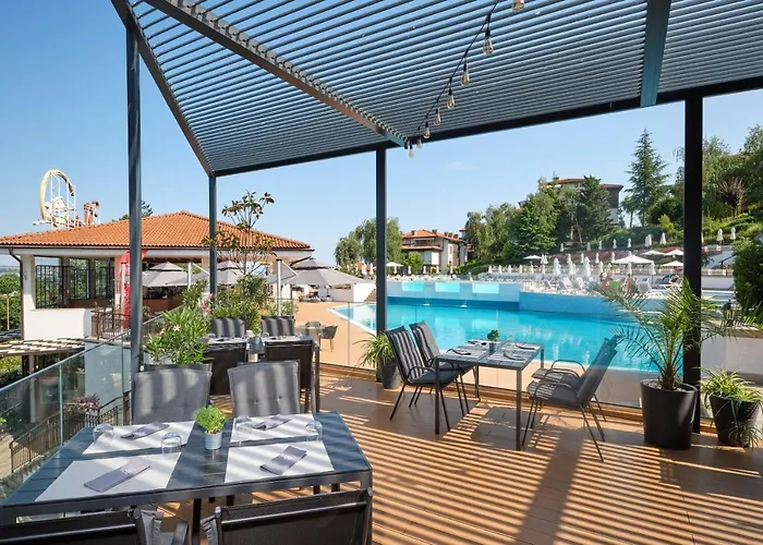 Santa Marina Village Resort