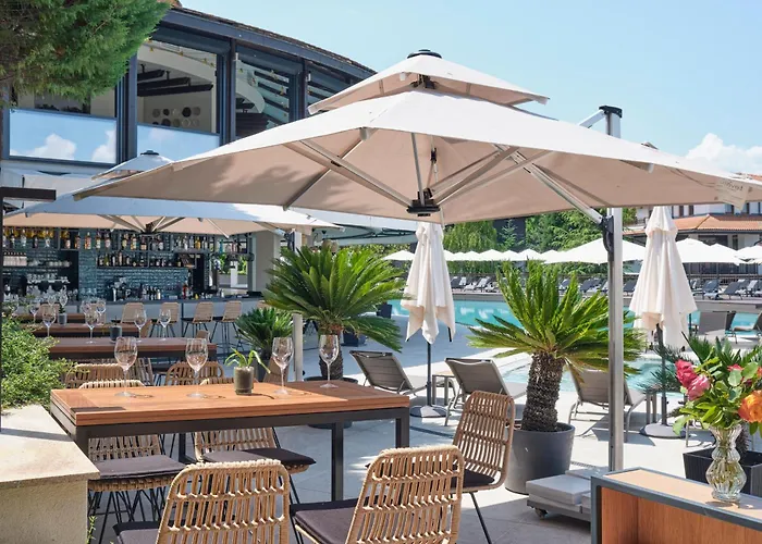 Santa Marina Village