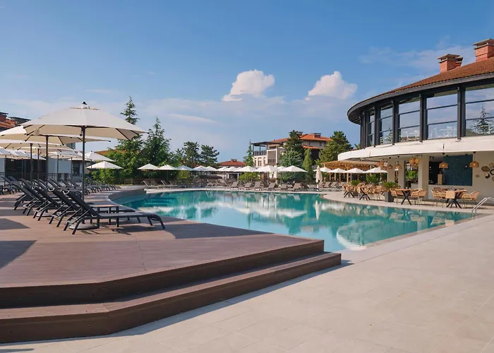 Santa Marina Village אתר נופש סוזופול