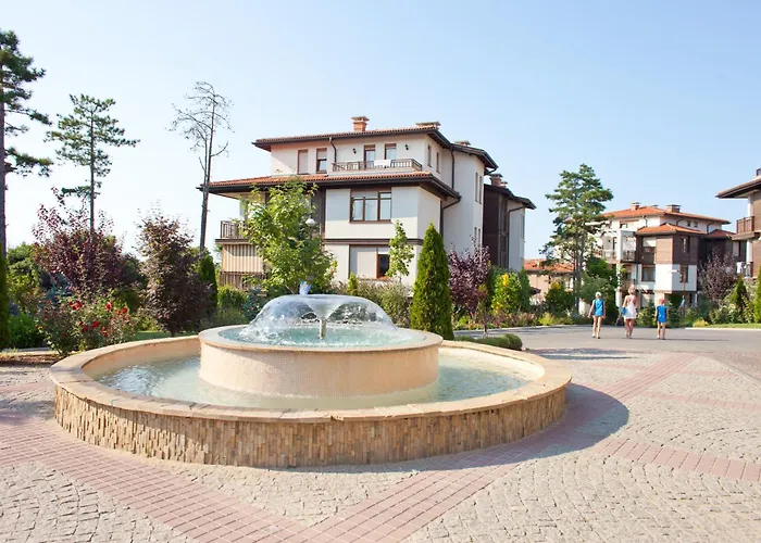 Santa Marina Village אתר נופש סוזופול