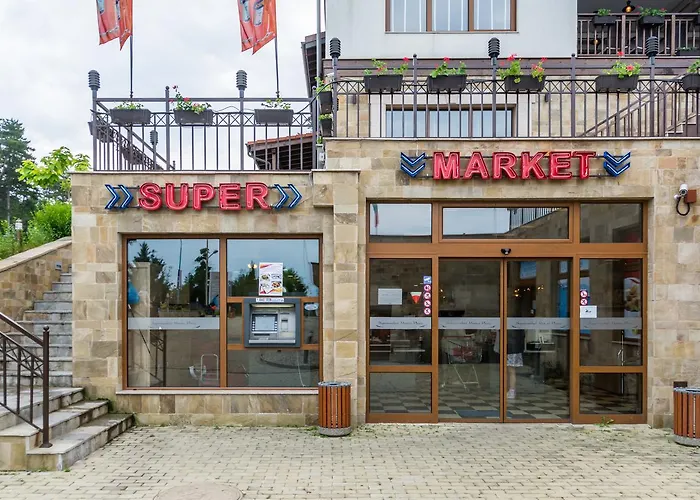 אתר נופש Santa Marina Village 4*