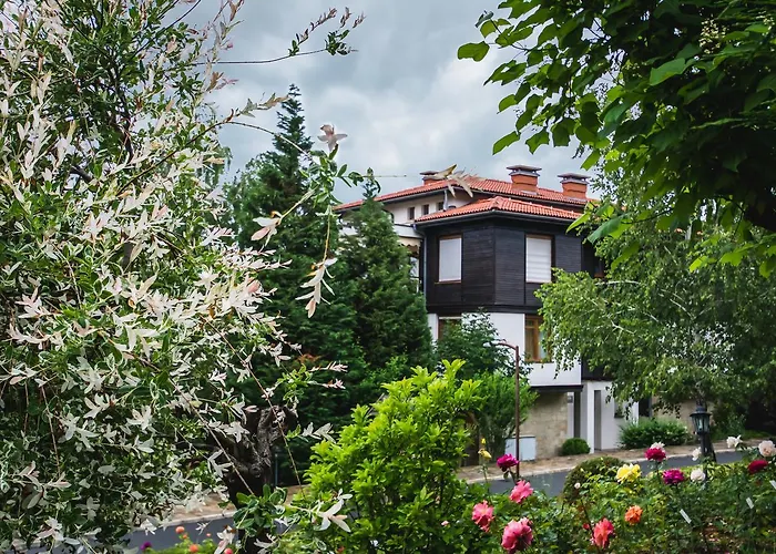 Santa Marina Village Resort 4*